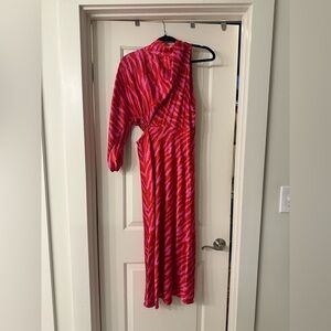 LARISSA ONE SHOULDER MIDI DRESS - RED